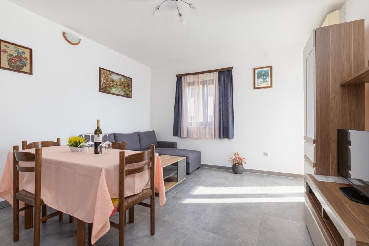 Medak Appartement Poreč Buitenkant foto