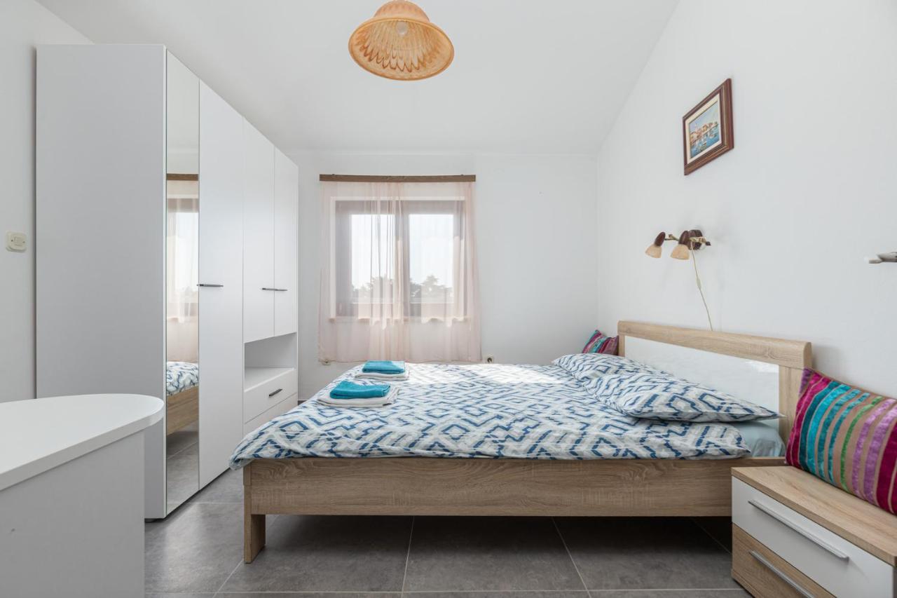Medak Appartement Poreč Buitenkant foto